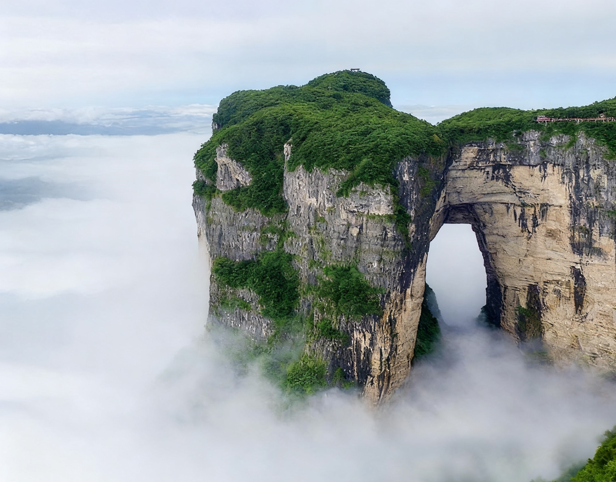 天门山玻璃栈道